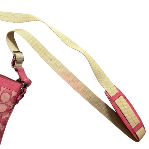 Coach | Signature Cricket Crossbody | Pink Patent Trim | Style 42664 - Picture 11 of 13